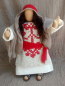 Preview: Leinenkleid mit liebevoll besticktem Umhang und Schleier